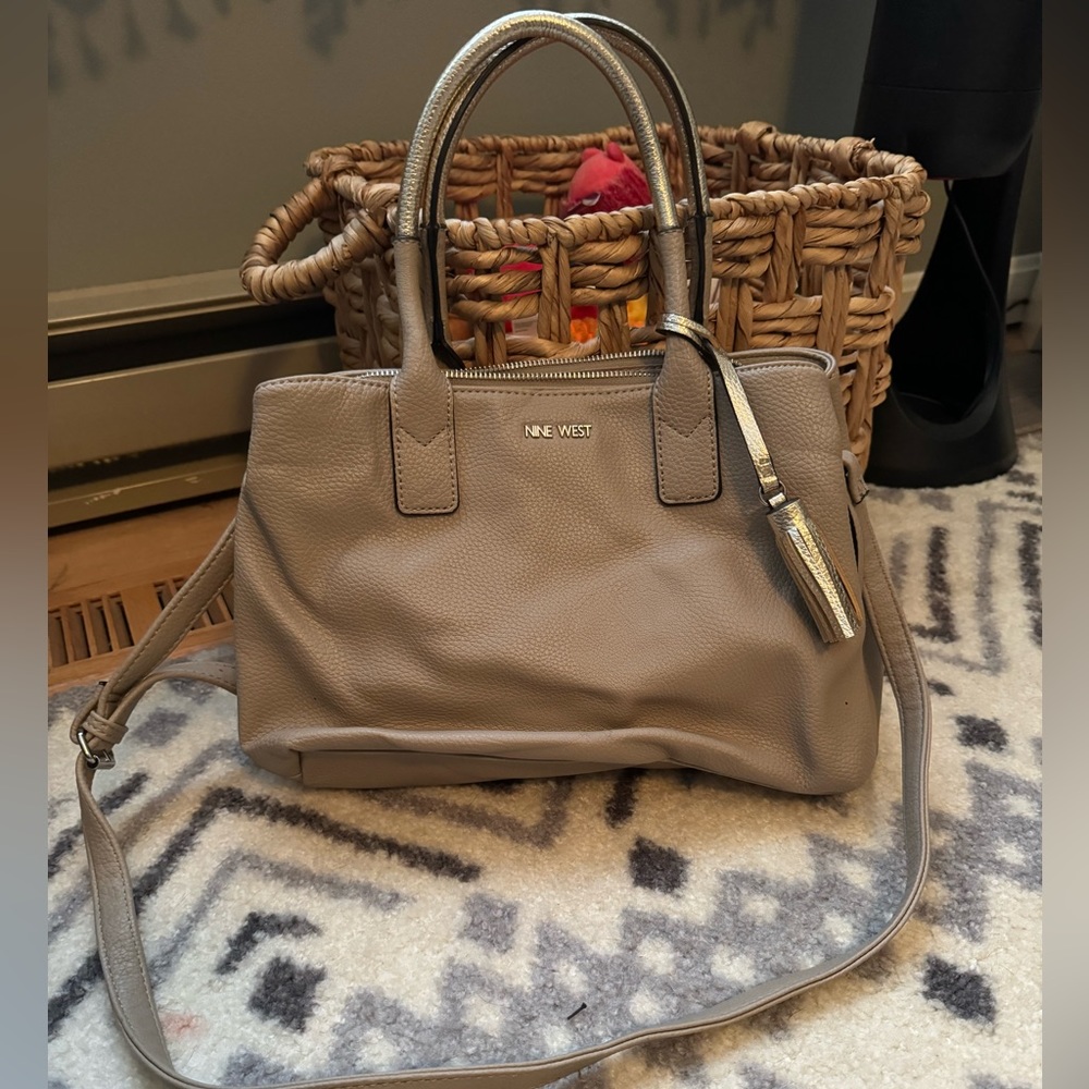 Nine west purse